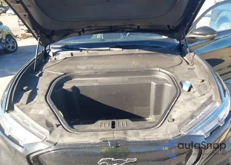 2022 Ford Mustang Mach-E Premium from USA, damaged, VIN 3FMTK3RM6NMA37701